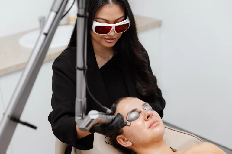 Hollywood Carbon Laser Peel cosmetic clinic perth skincare